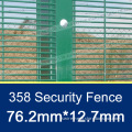 4mm Vandal Resistant Security Fencing With 76.2*12.7mm Mesh